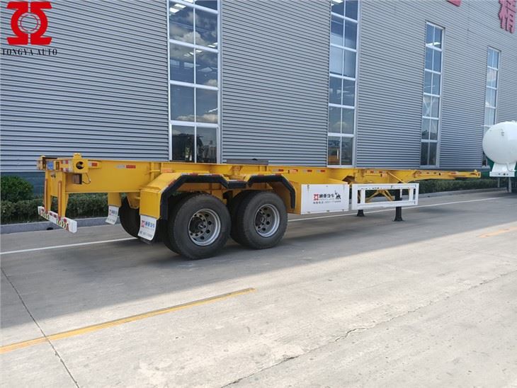 Rimorchio per container