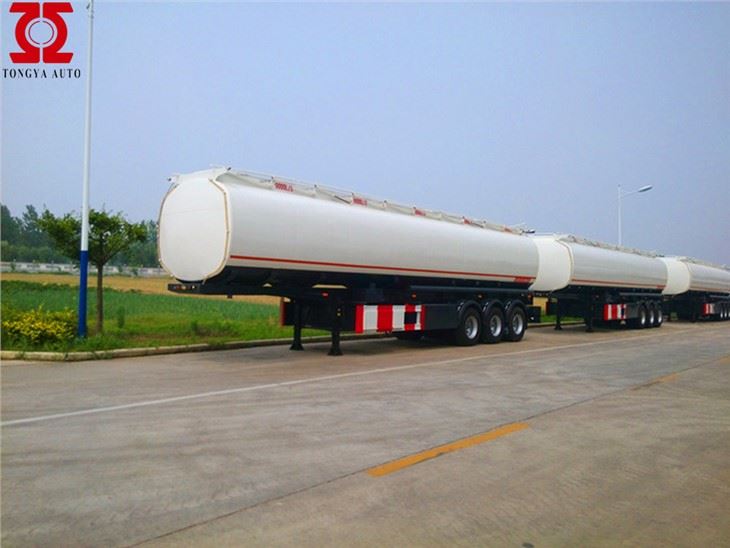 Rimorchio del serbatoio del carburante