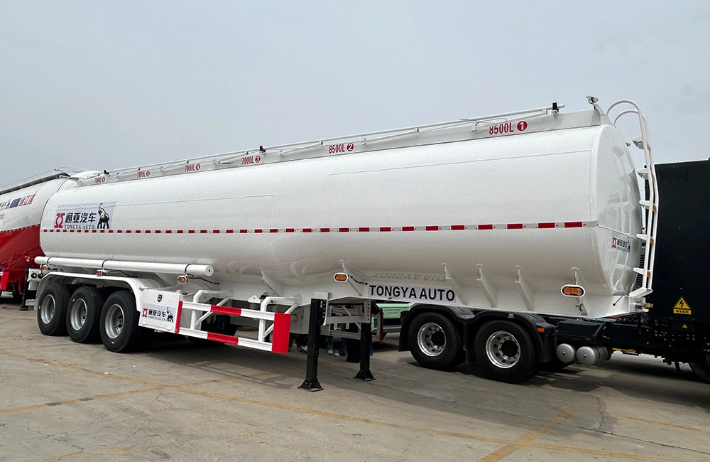 Torner di petroliera a 3 assi in vendita